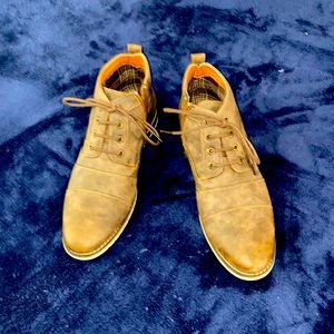 Ferro Aldo casual dress boots